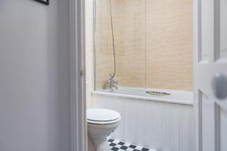 Tell-Tale Cottage by Keepers Cottages - 1