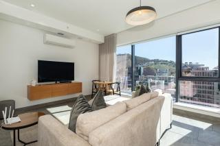 Rubik Modern Deluxe Apartment in Cape Town - 3