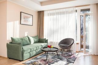 Villa Alvīne Family Apart-Hotel - 1