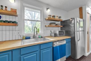 Relax and Unwind in the Heart of Fayetteville home - Fayetteville - 2