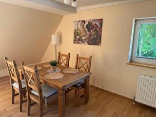 Charmante Ferienwohnung in Neukloster mit Terrasse - Neukloster - 1