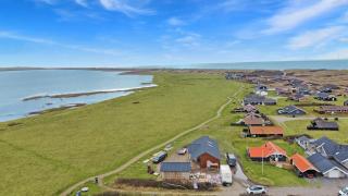 Uniquely located wooden cottage by the sea - SJ1 - 3