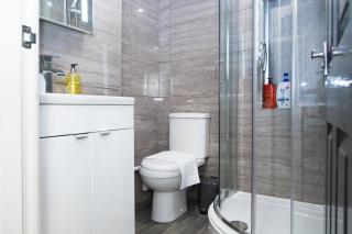 Snuggle Cove Apartments- Walton Road - Liverpool - 8