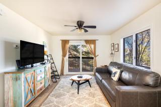 Trendy Condo Mountain Views Chefs Kitchen Near Downtown Flagstaff - Flagstaff - 0