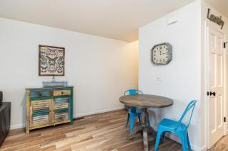 Trendy Condo Mountain Views Chefs Kitchen Near Downtown Flagstaff - Flagstaff - 4