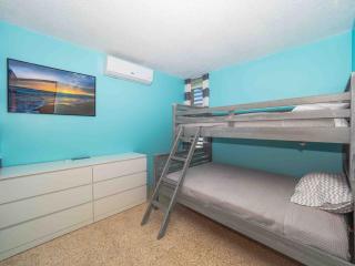 3 bedroom in quiet neighborhood 5 minutes to beach - Luquillo - 9
