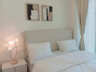 Bespoke Holiday Homes - 1BR Apartment with Creek View in Al Jaddaf - 7