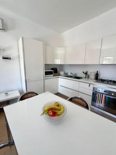 Santa Maruzza - Apartment with Balcony View, 5 Min Walk to Teatro Massimo & Cathedral - 1