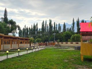 Toska Hotel and Resort - Skardu - 3