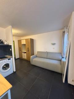Cozy studio very close to train station - Nice - 0