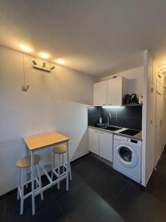 Cozy studio very close to train station - Nice - 7
