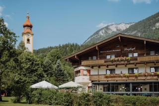 Dorfcafe Unken Hotelpension sWirtshaus im Dorf - Unken - 0