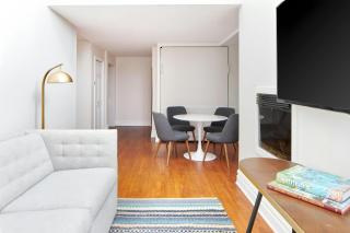 The Arco Hotel Midtown Village, Sonder by Marriott Bonvoy - 3