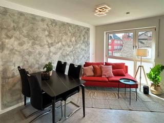 Hotel und Ferienwohnungen Nebauer - - 2