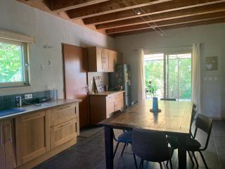 Jolie maison en bois avec piscine - Saint-Césaire-de-Gauzignan - 8