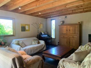 Jolie maison en bois avec piscine - 4