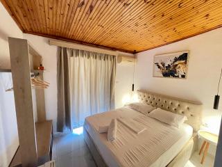 Sunny Side B&B - Saranda - 6