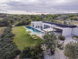 JOIVY Stunning 3-Bedroom Villa with Private Pool in the Sicilian Countryside - Noto - 0