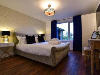 Wayside Lodge - 1