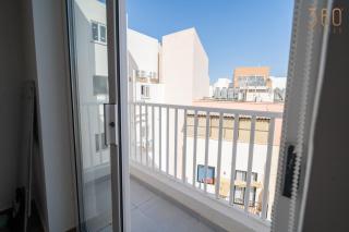 Cozy 2BR home with Balcony & WIFI in Central Msida by 360 Estates - Pieta - 7