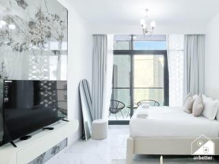 Serenity Lakes 5 Studio with Stunning Pool Views - 7