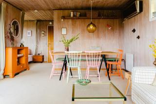 Colourful Family House With Pastels And Garden - Martofte - 3