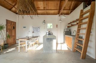 Private Home with Green View in General Luna - General Luna - 4