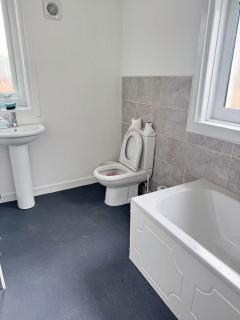 Luxurious 2 Bedroom house with WIFI - Seacroft - 1
