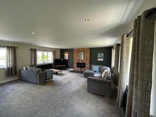 Fallow View - Luxury Countryside Cottage - Coughton - 4