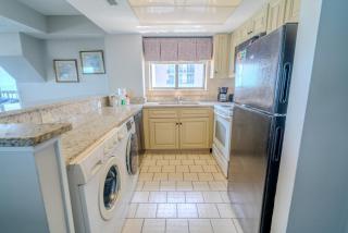 Oceanfront 3 BR Condo- Immaculate Views! The Savoy 503 - Myrtle Beach - 5