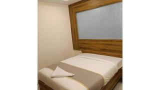 Townhouse SV Hotels - Jāmb - 2