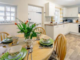2 Bed in Alford 77637 - - 8