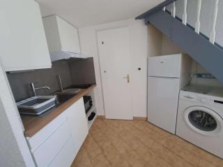 Appart 2 pièces mezzanine clim, bord de plage, parking - FR-1-326-722 - 4