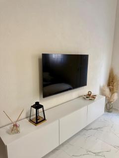 Modern Brand-New Apartment - 7