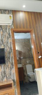 Primium stay studio 7 - Noida - 5
