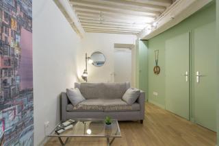 Character apartment 6 people - city center - Lyon - 9