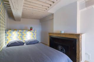 Character apartment 6 people - city center - Lyon - 5