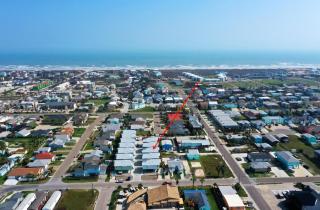 Sleeps 22 2 Homes w Private Pool Patio Walkable Location Golf Cart Zone - 6