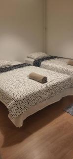 Cozy 2 Bedroom Apartment in Central Espoo, Close to Matinkyla Metro Station - Espoo - 2