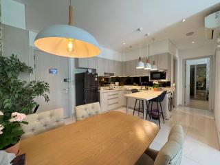 Lux 2Bdr Cassia Laguna By Lake - - 0
