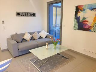 Modern Top-Floor Apartment with Terrace, Pool & Free Private Parking - Roquebrune-Cap-Martin - 2