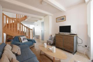 206 L'Écolière Renovated House - 4