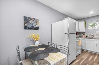 Economy HTX Apt I Sleeps 6 Parking MedCenter - Houston - 3