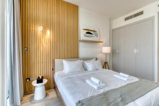Stylish Studio with Pool, Gym & Tasteful Decor - Dubai - 8