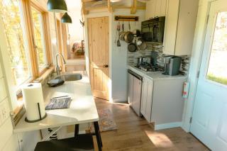 Charming Little House at Buckleberry View Gorgeous View Hot Tub - Spring Mills - 1