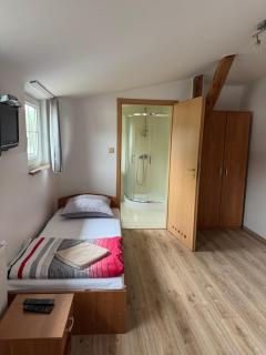 Przystań nad jeziorem Raduń - 4