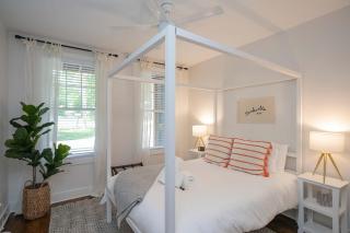 Vacation Haven HOT TUB FIRE PIT GRILL & ARCADE - 7