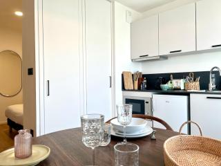 We Live Inn Sharies Reims - B502 - 0