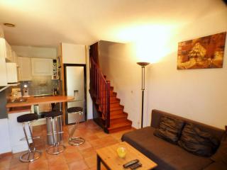 T2 duplex dans résidence sécurisée, parking privé, piscine, climatisation, internet - La Seyne-sur-Mer - 7