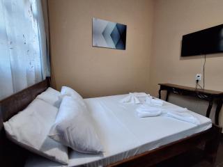 Kitnet Completa perto da Praia e do Centro, Roupas de Cama e Banho - Ilha Comprida - 2